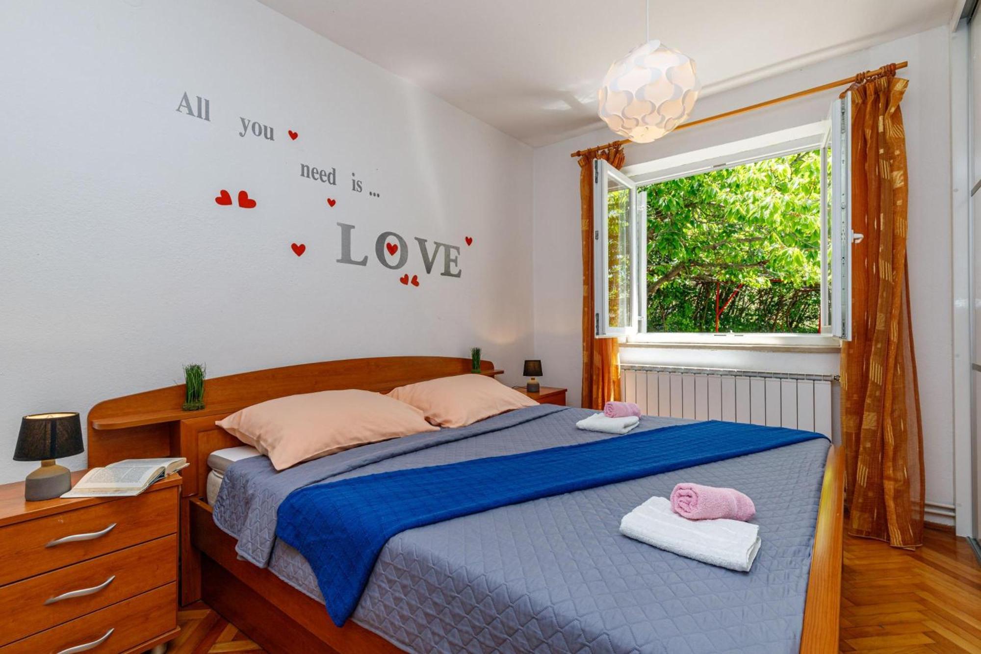 Seaview Apartment Tina Krk Island - Happy Rentals Krk Town Bagian luar foto